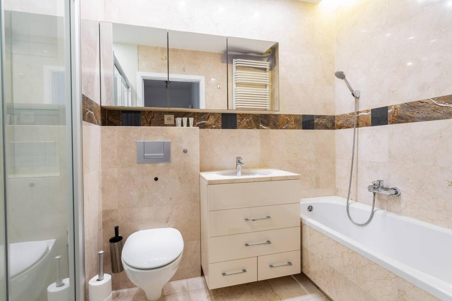 Superb Czerska Family Apartment Varšava Exteriér fotografie